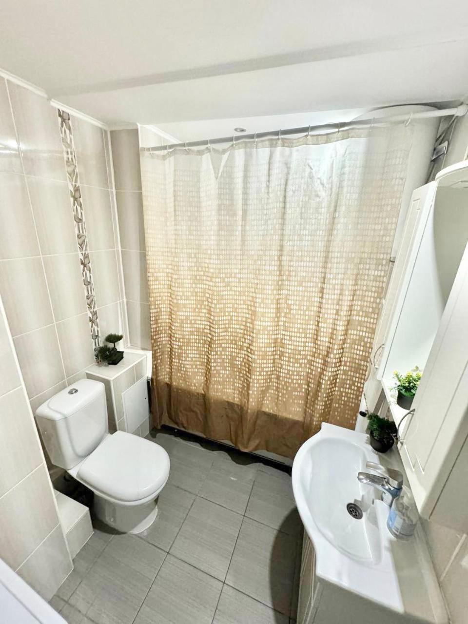Appartamento Lev 2722 Chişinău Esterno foto
